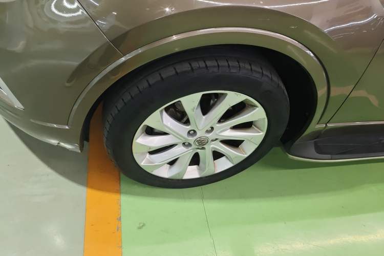 Used Buick Envision 2014 28T All-Wheel-Drive Versatile Sports Flagship Edition
