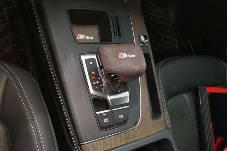 Used Audi Q5L 2023 40T Luxury Elegant Model
