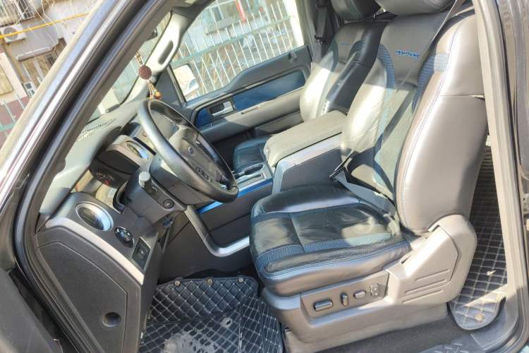 Used Ford F-150 Raptor 2011 6.2L Harley-Davidson Left Front Seat