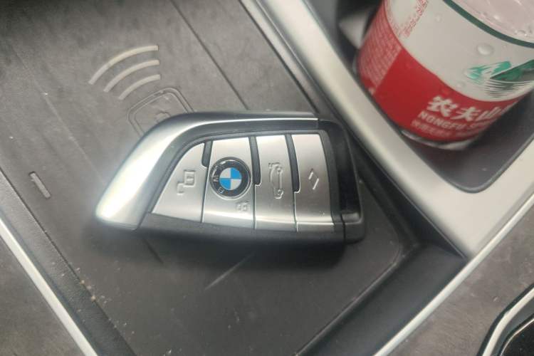 Used BMW X5 2022 Restyled xDrive 30Li Luxury Version M Sport Package
