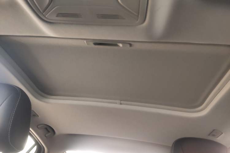 Used Hongqi H5 2019 30TD Dynamic Edition
