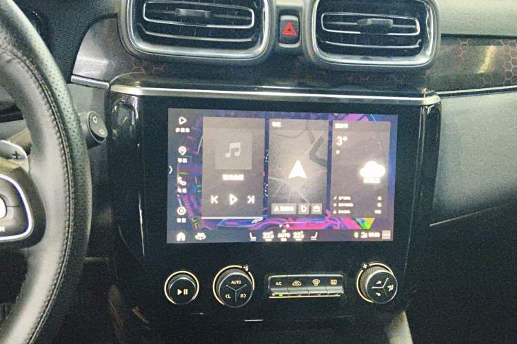 Used Lynk & Co 02 2018 2.0T DCT 4x4 Sport Pro Edition China V Standard
