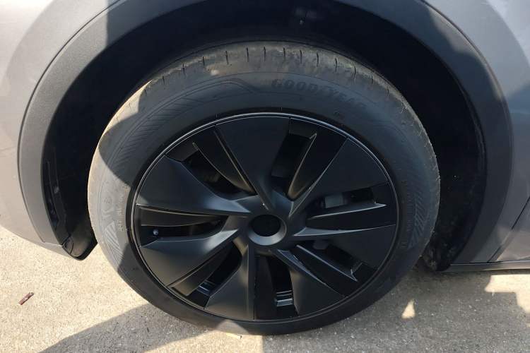 Used Tesla Model Y 2024 Rear-Wheel-Drive Version