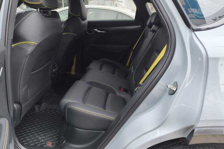 Used Geely Auto Monjaro S 2021 2.0TD Automatic Two-Wheel Drive Lightning Edition
