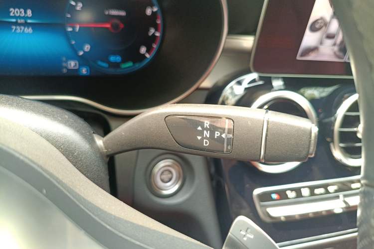 Used Mercedes-Benz C-Class 2021 C 260 Star Edition Gear Lever