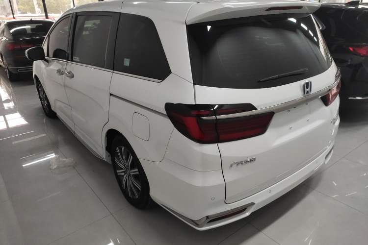Used Honda Odyssey 2022 2.0L eHEV Sharp Enjoyment Edition
