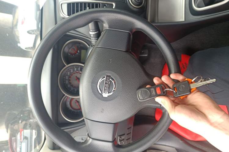 Used Nissan Sylphy 2016 Classic 1.6XE Manual Leading Edition Vehicle Key