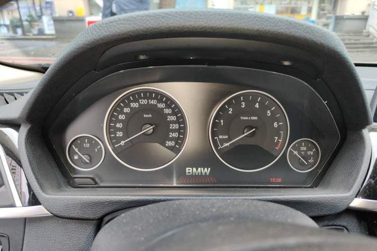 Used BMW 3 Series 2018 320Li Fashion Model
