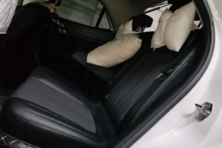 Used ORA Good Cat 2021 400km Standard Range Athena Edition Lithium Iron Phosphate