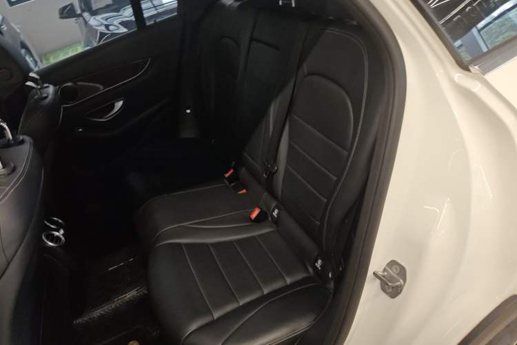 Used Mercedes-Benz GLC 2018 GLC 260 4MATIC Luxury Model