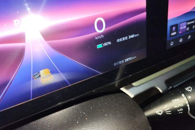 Used Baojun Spark 2024 Flagship Edition Odometer Close Up