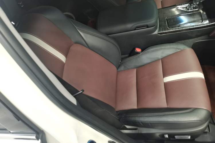 Used Toyota Crown 2017 2.0T Sport Edition
