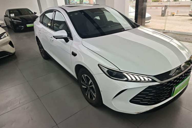 Used BYD Qin PLUS 2025 DM-i Smart Drive 120KM Superior Model