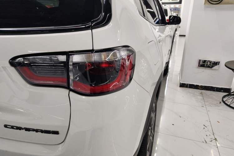 Used Jeep Compass 2021 220T Automatic All-Wheel Drive 80th Anniversary Edition Right Rear Taillight