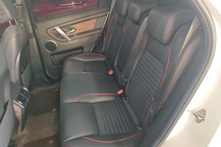 Used Land Rover Discovery Sport 2020 249 PS R-Dynamic Performance Edition