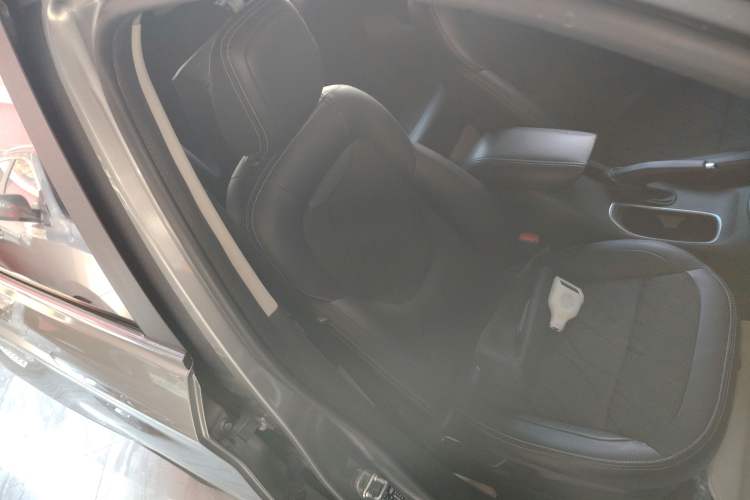 Used Baojun 510 2017 1.5L Automatic Fashion Model