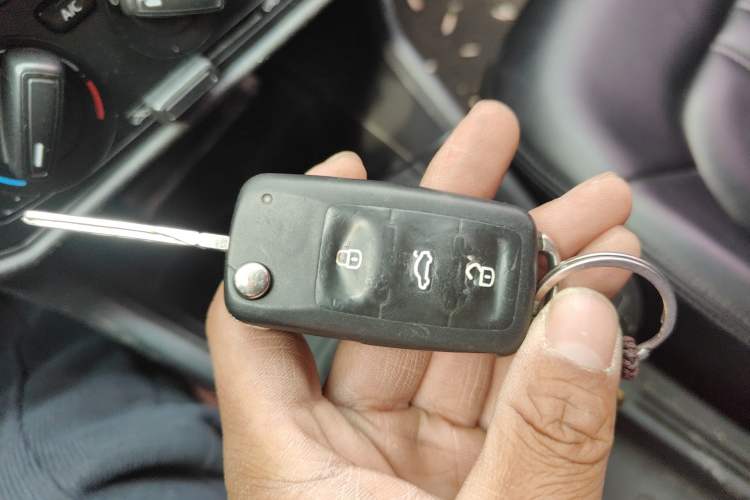 Used Volkswagen Santana 2016 1.6L Manual Fashion Edition