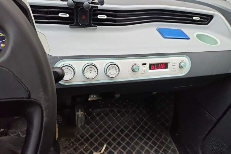 Used Wuling Hongguang MINIEV 2022 Macaron Premium Model – Lithium Iron Phosphate
