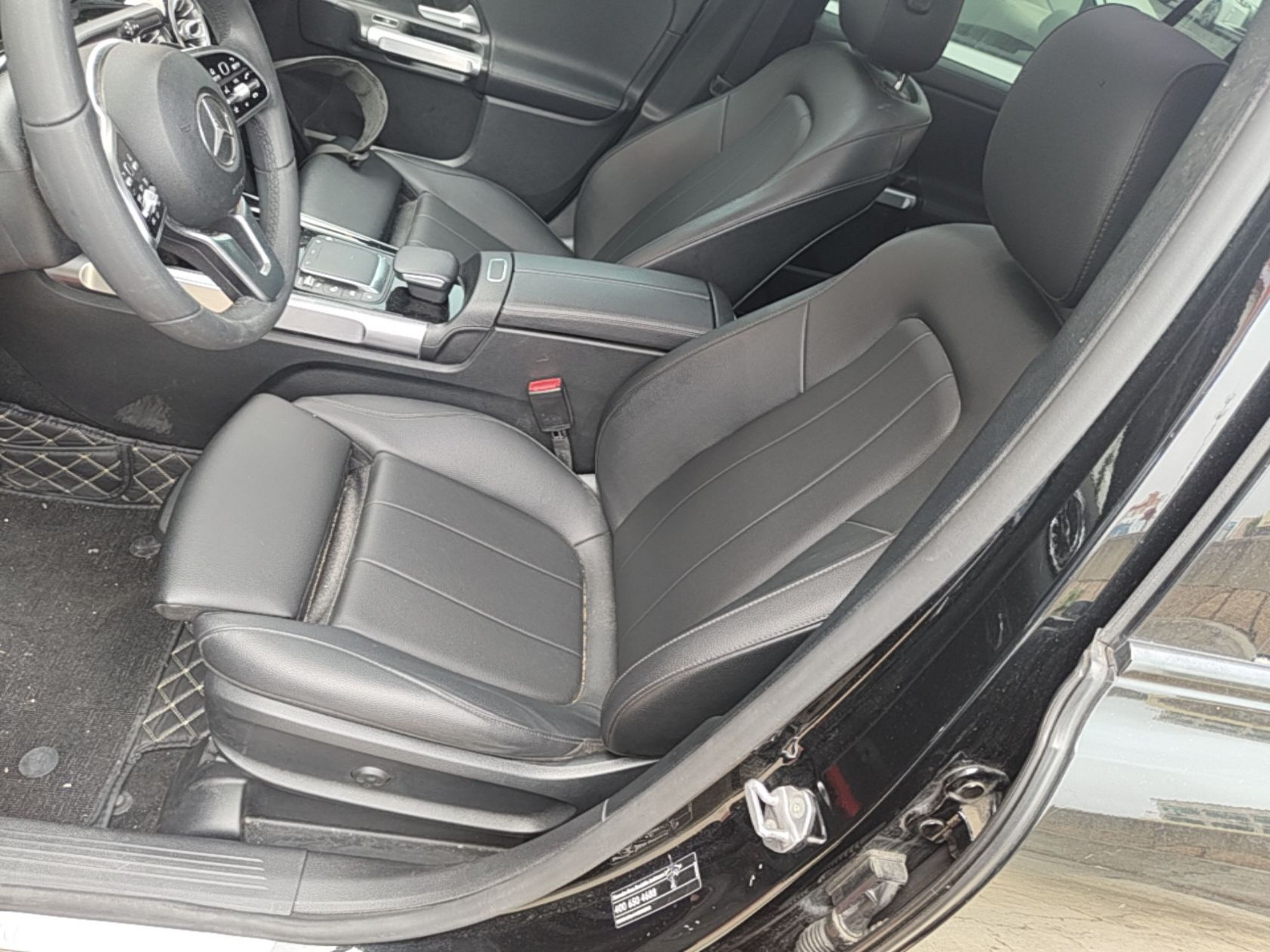 Interior delantero