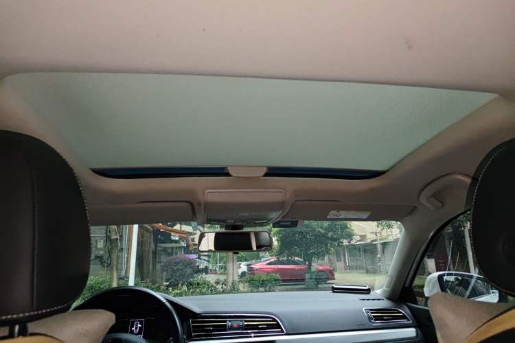 Used Volkswagen Lamando 2019 280TSI DSG Comfort Edition China VI standard
