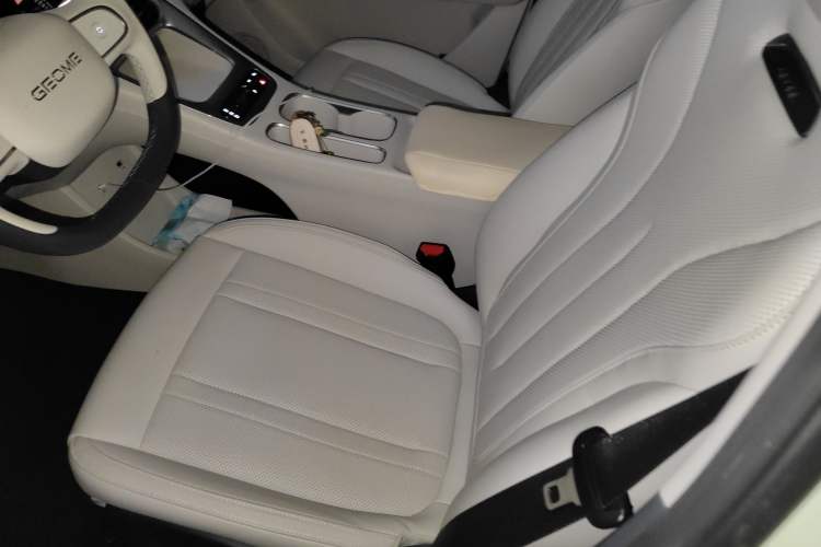 Used Geely Galaxy Geome 2025 UP 410km Exploration Edition
