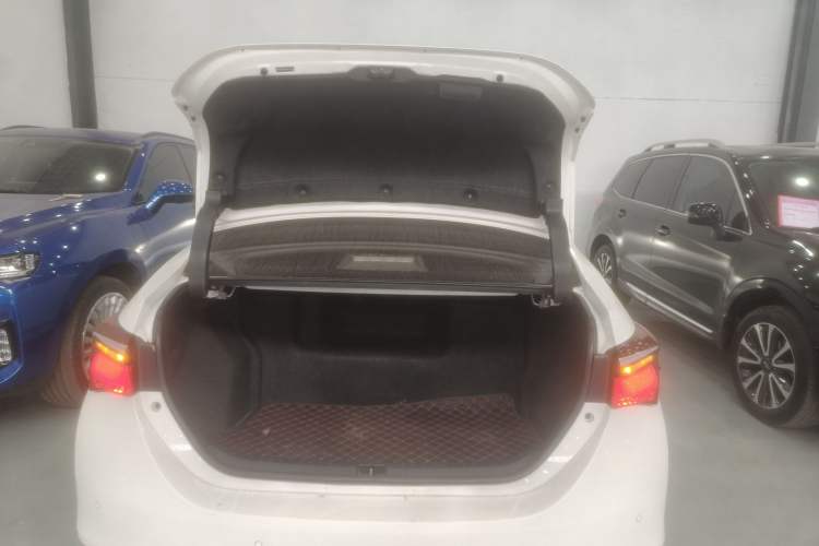 Used Toyota Corolla 2017 Revised Dual-Engine 1.8L E-CVT Elite Edition