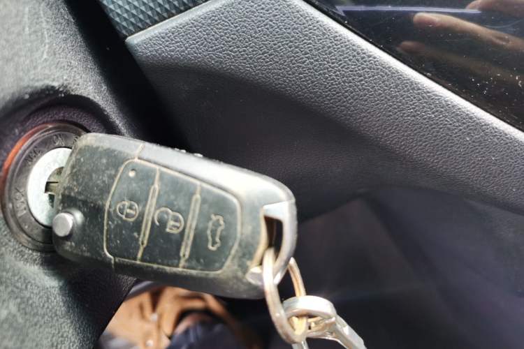 Used Haima M6 2015 1.5T CVT Luxury Model