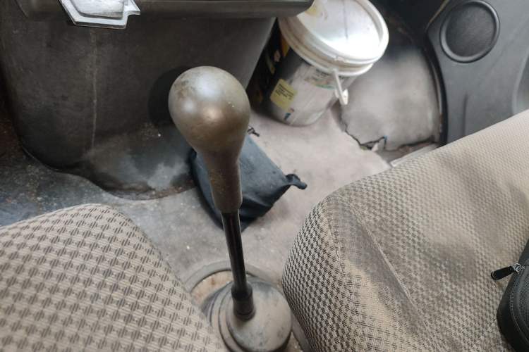 Used Iveco Daily 2014 2.5T-A35 NJ6484ACM47Z4 Gear Lever