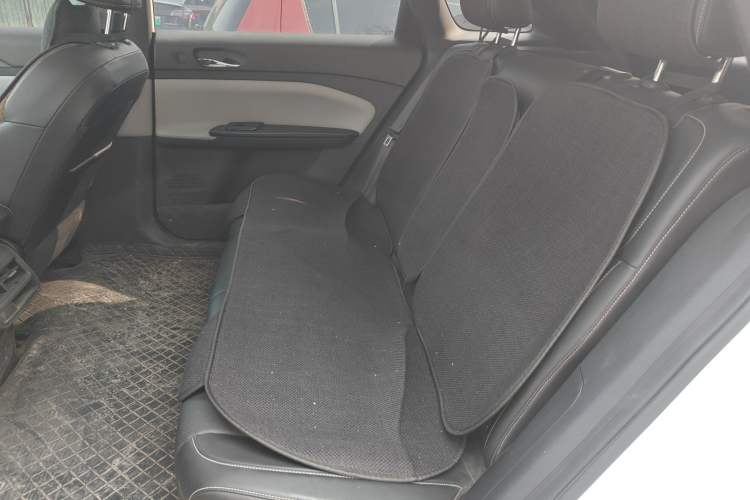 Used Venucia VX6 2024 520 Travel Edition
