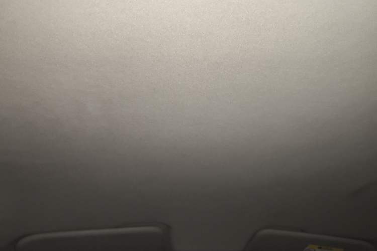 Used Venucia T70 2015 2.0L Manual RuiQu Version
