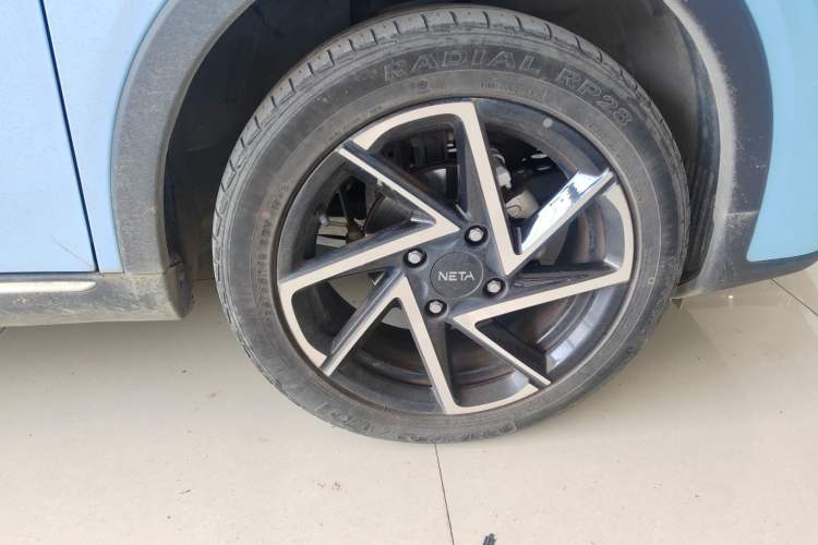 Used NETA AYA 2023 401 Lite Right Front Wheel Hub