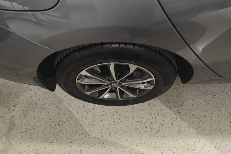 Used BYD Qin PLUS 2024 HONOR Edition DM-i 55KM Leading Model
