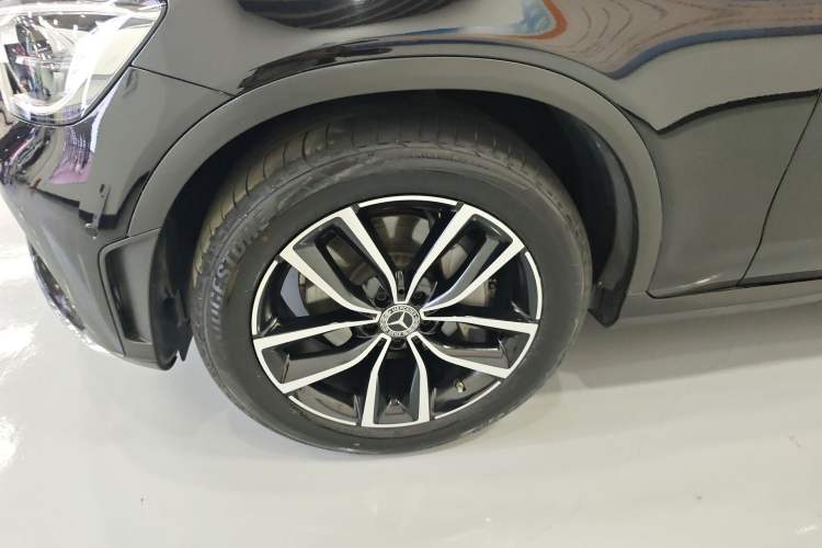 Used Mercedes-Benz GLC 2020 Facelift GLC 260 L 4MATIC Luxury Edition
