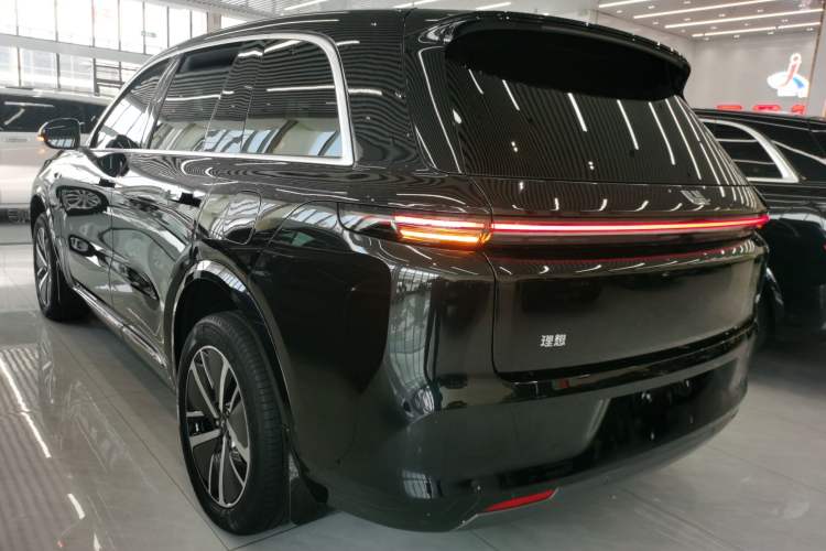 Used Li Auto L8 2024 Pro Model
