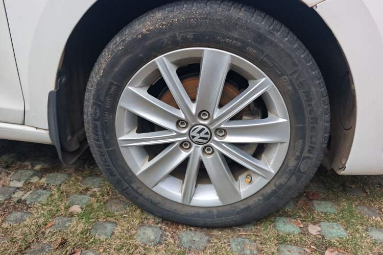 Used Volkswagen Santana 2016 1.6L Automatic Fashion Edition
