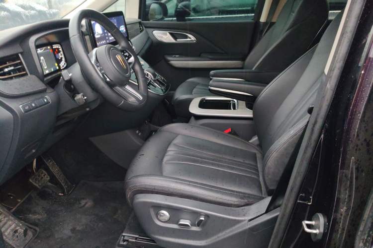 Used Hongqi HQ9 PHEV 2024 2.0T Four-Wheel Drive Business Edition