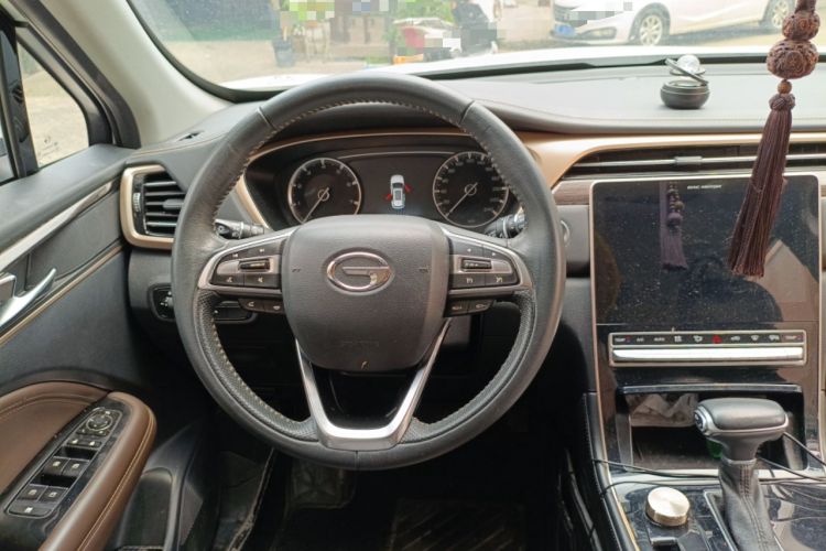 Used GAC Trumpchi GS5 2019 270T Automatic Luxury Edition Steering Wheel