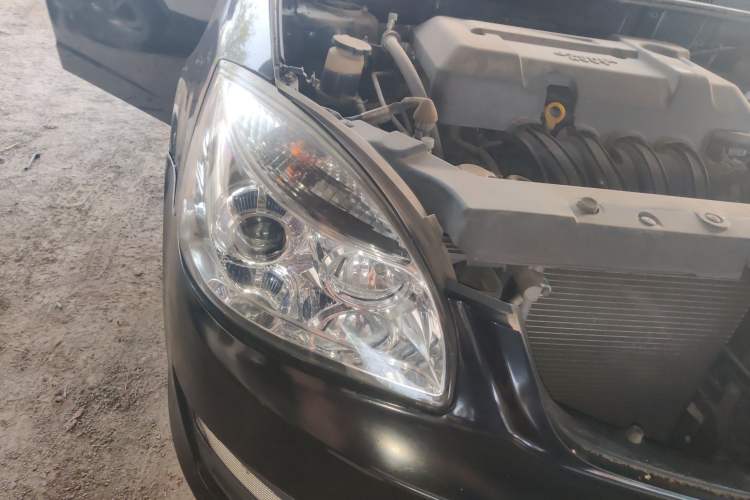 Used Geely Auto Ocean 2014 1.5L Manual Overdrive Trim Right Front Headlight