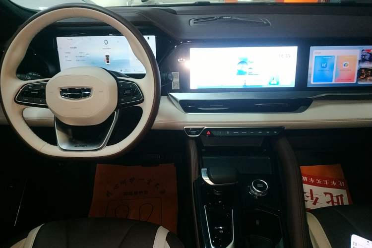 Used Geely Auto Monjaro L 2024 2.0TD High-Power Automatic Two-Wheel Drive Yunqi Version