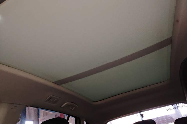 Used Volkswagen Golf Sportsvan 2016 180TSI Automatic Trend Model Headliner