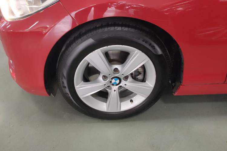 Used BMW 2 Series 2014 220i Leading Model