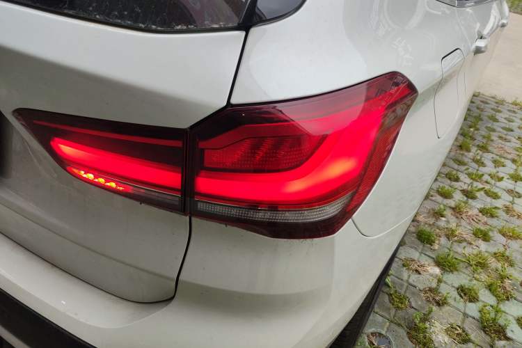 Used BMW X1 2022 sDrive20Li Fashion Model Right Rear Taillight
