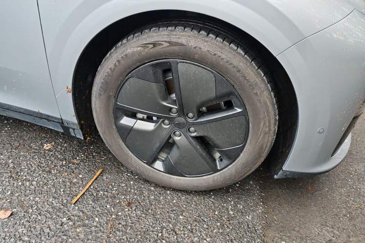 Used Li Auto i6 2025 Model Two-Wheel-Drive Standard Type