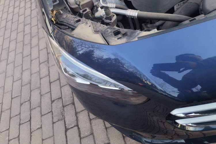 Used Mercedes-Benz B-Class 2020 B 200 Sport Edition Right Front Headlight