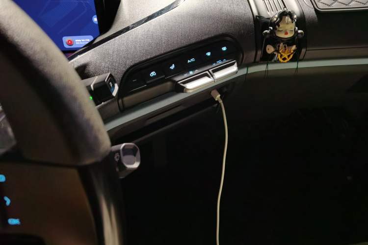 Used Baojun E300 2020 Starry Intelligence Edition
