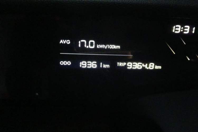 Used NETA S 2022 Extended-Range Version 1160 km Range Rear-Wheel-Drive Compact Edition Odometer Close Up