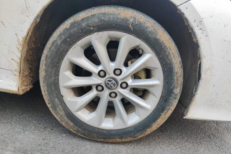 Used Toyota Corolla 2021 1.2T S-CVT Luxury Edition Right Front Wheel Hub