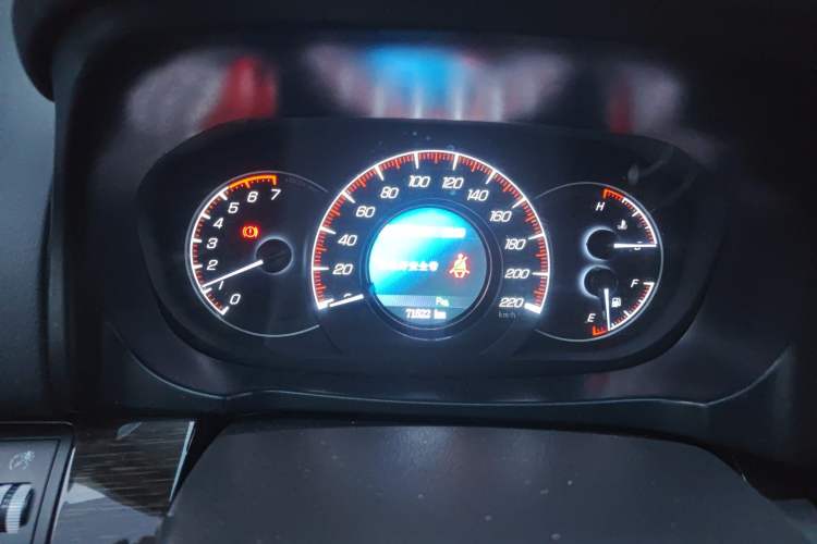 Used HYOSOW S6 2017 1.5T Manual Phantom Joy Model
