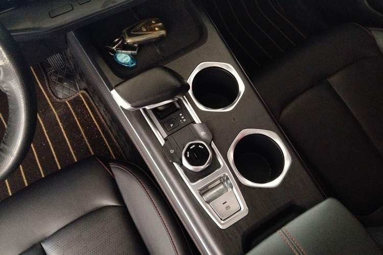 Used CHANGAN CS55PLUS 2022 2nd Generation 1.5T DCT Prestige Version Gear Lever