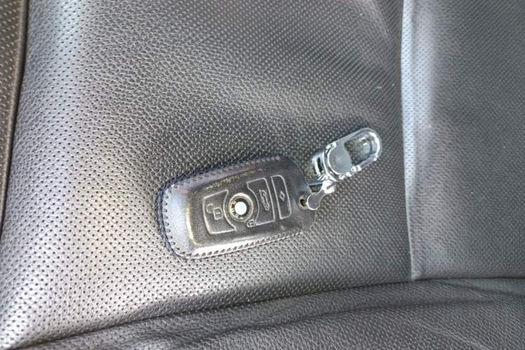 Used BMW 5 Series GT 2011 535i xDrive Luxury Edition Vehicle Key